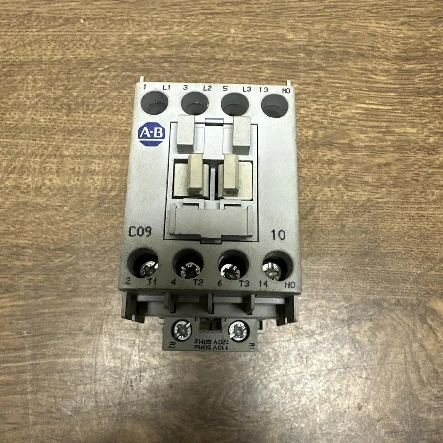 USED ALLEN-BRADLEY 100-C09*10