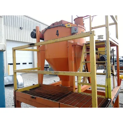 Used 40 Cubic Foot Vertical Auger Mixer Blender