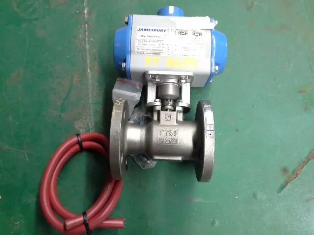Jamesbury Ball Valve size 1" with electronic actuator, New