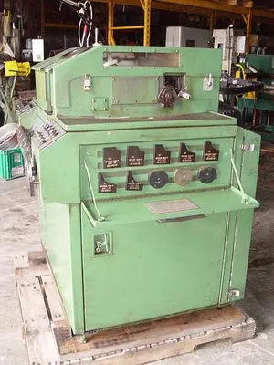USED 1983 GIDDINGS LEWIS HR-947