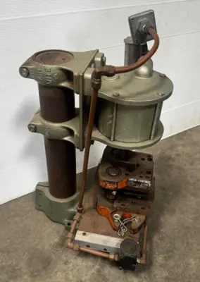 Chicago USA Bench Pneumatic Air Arbor Press Machinist Tool