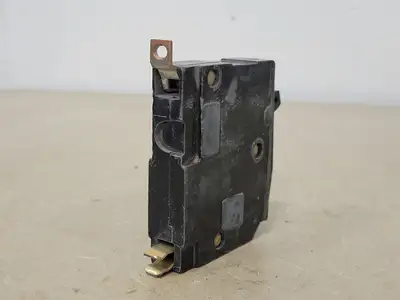USED SQUARE D QOB115