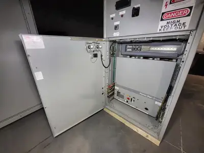 4160Volts 1200Amp 3Ph Switchgear Unit PowerVac VB1 4.16-250-3w/D-Feeder Breaker