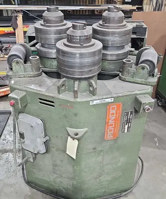 USED ROUNDO ....................... R-4YEAR NEW: ................... 1980