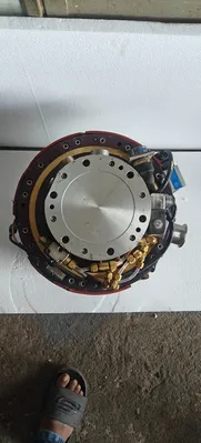 USED LEYBOLD MAG W 2000