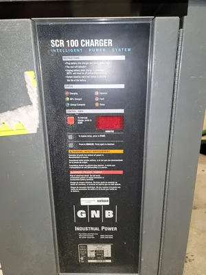 SCR 100 Charger
