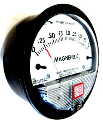 NEW DWYER 20-02 PRESSURE GAGE 2002