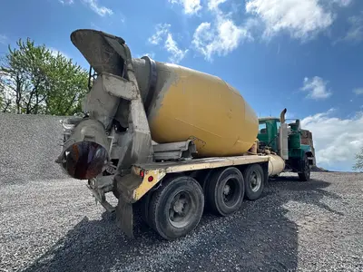 Used 2000 MACK RB688S Concrete Mixer Trucks Pennsylvania US | Proxy Equipment #1378234