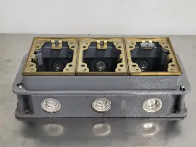 NEW HUBBELL 6275