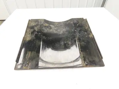 Yale Operator Center Plastic Cover Kick Plate Off ESC030FAN36TE094 Forklift