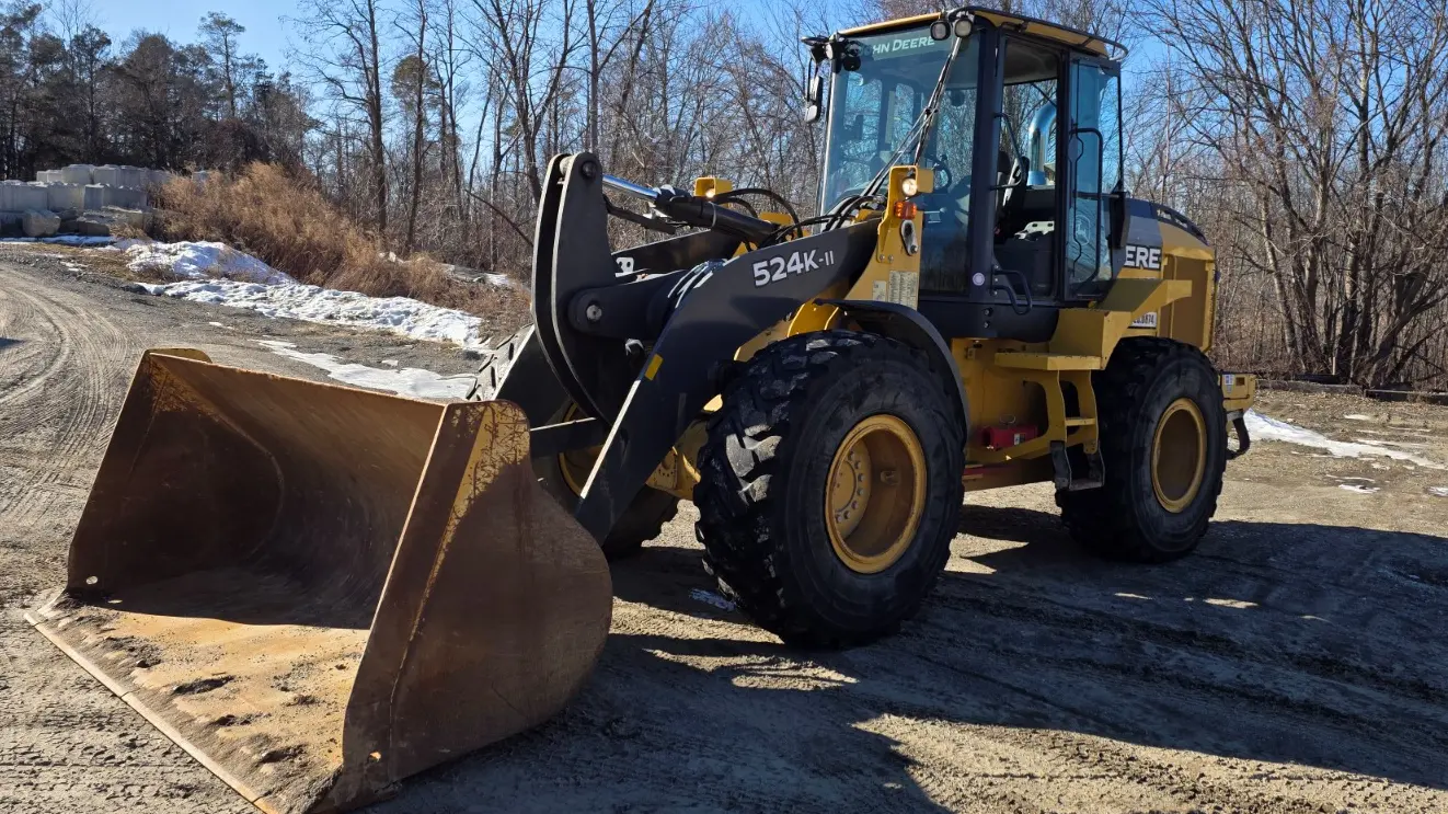USED 2017 Deere 524K-II