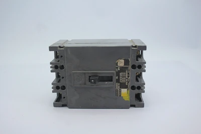 Used Westinghouse HFB3020600VAC Circuit Breakers California US | Davliegogo LLC #1705747