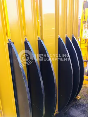 USED 2017 HARMONY EIGHT (8) M60-CB VERTICALS