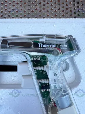 New | in-Stock THERMO SCIENTIFIC S1 PIPET FILLER WITH ACCESSORIES Pipettes California US | Equipment Lab #1232173