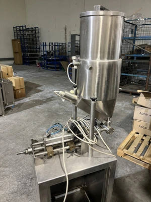 GMM S/S Single Head filler 50 to 150 ML