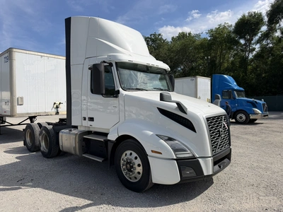 Used 2020 VOLVO VNL Conventional trucks Indiana US | Miedema Asset Management Group #1414641