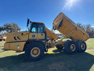 Used 2015 Deere 250D Articulated Dump Trucks Florida US | Zadoon Equipment #1480726