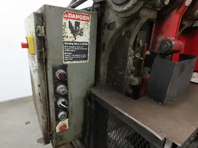 L & J No 18 Mechanical Punch Press 18 Ton 2.5" Stroke 6.25 Throat 230/460V