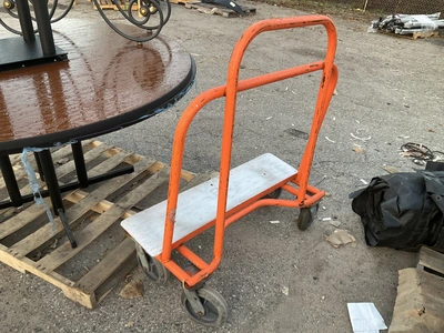 Used _UNKNOWN_ _UNKNOWN_ Up-lifting and Distribution Trolleys Michigan US | Miedema Asset Management Group #1579874