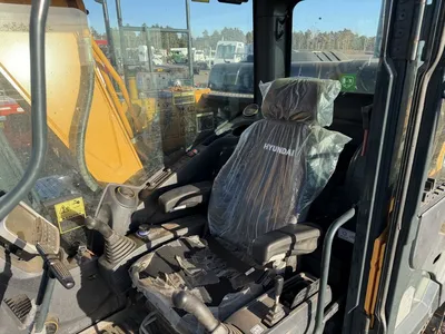 Used 2023 HYUNDAI HX140LC Crawler Excavators Minnesota US | Carco Truck & Equipment #1514265