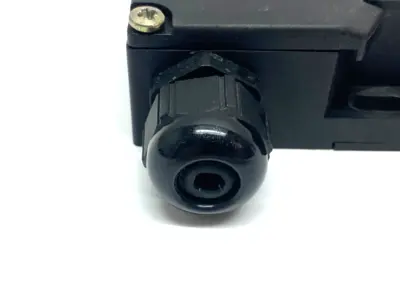 Used Schmersal AZ 16-03zvrk-M20 Safety Interlock Switch Relays & Switches Michigan US | Maverick Industrial Sales #1461054