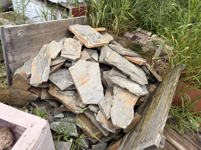 USED GET REAL NATURAL SLATE STONE ARCHITECTURAL SERIES APPROXIMATELY 250SQ FT