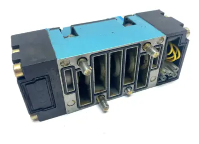 MV-P2A-ABDA-DM-DFFP-1DR9 | MAC Valves  Solenoid Valve VAC to 150psi - Used