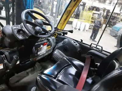 USED 2022 HYSTER H80FT