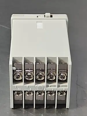 Keyence RC-14 RC14 Digital Electronic Counter Controller (BIN313)