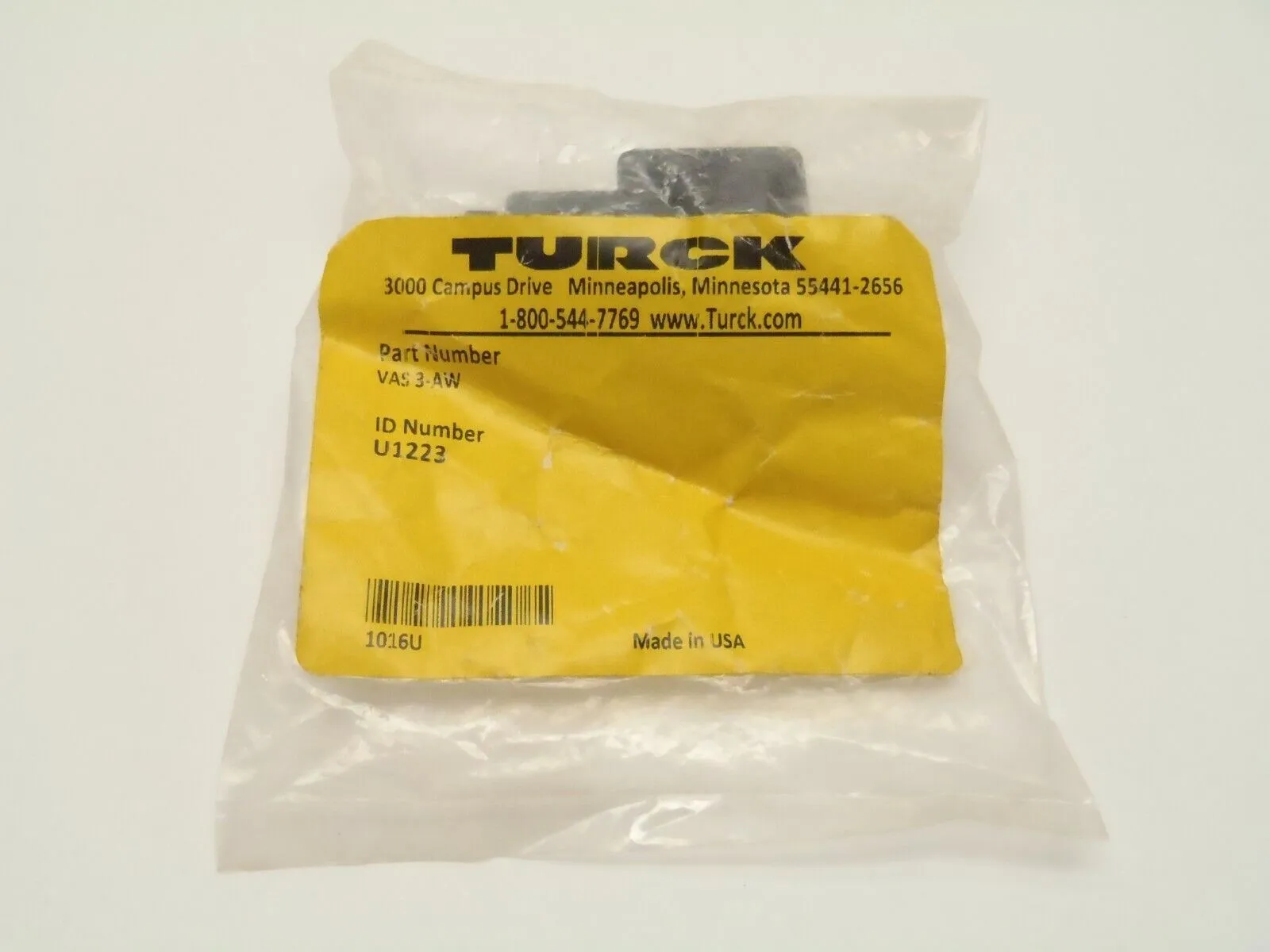 VAS 3-AW | Turck  Sensor Connector Male 3 Positions Straight Cable Mount - New