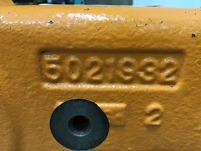 USED CINCINNATI MILACRON 5021932