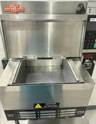USED PERECT FRY COMPANY PFC570