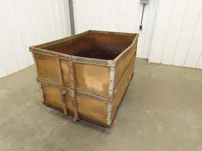 Used INSULFAB PLASTICS _UNKNOWN_ Bins Indiana US | Arrow Industrial #1368090