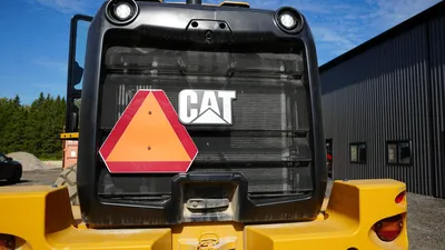 USED 2025 CATERPILLAR 930
