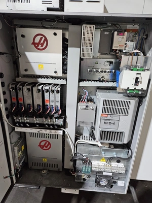 HAAS 5-axis Universal Machining Centre (2021), top condition, POA