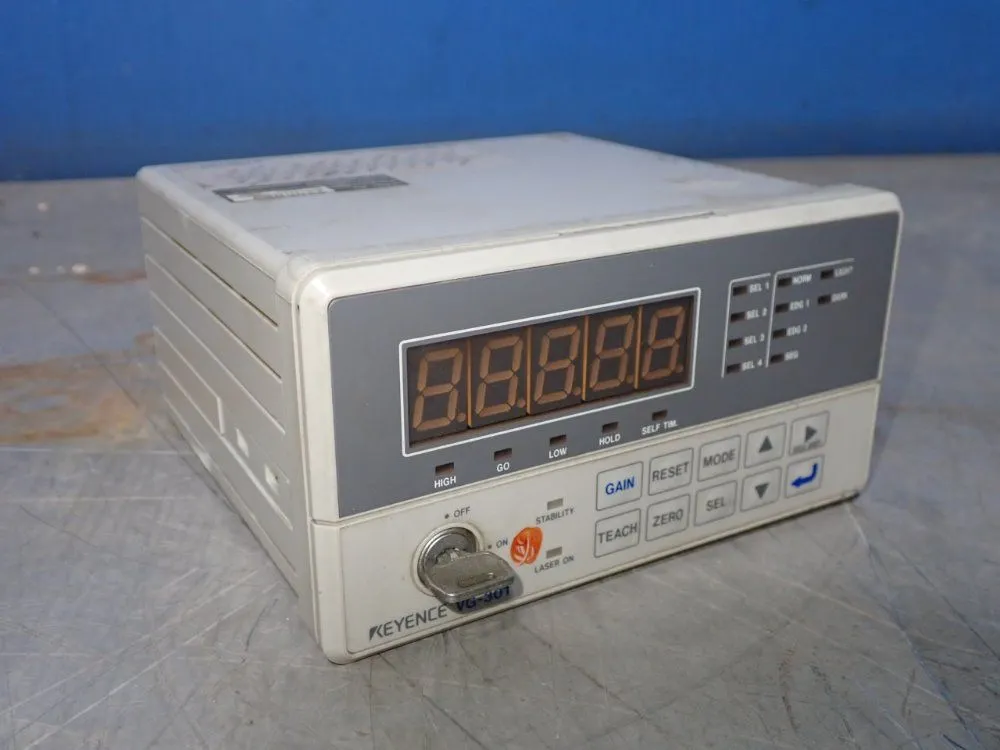 Used KEYENCE VG301 Amplifiers | HGR 24 #741203