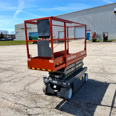 USED 2016 Skyjack SJ3219