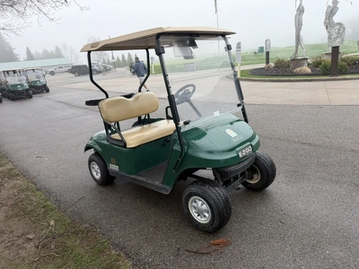 (1) 2017 E-Z-Go golf cart with a Kawasaki gas engine, model 625111G01, does not include Club canopy,...
