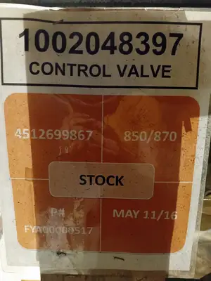 NEW JOHN DEERE YA00000517