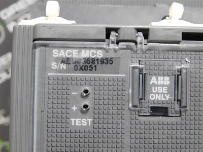 ABB Tmax T7L-D 1200 M Molded Case Switch 600V 3 Pole 50-60 Hz 40°C Used