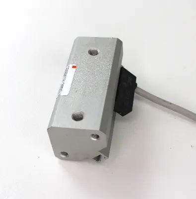 USED SMC CDQ2A12-30DC-A73ZS