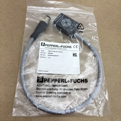 NEW Pepperl CBN15-F64-A2-0,3M-V1