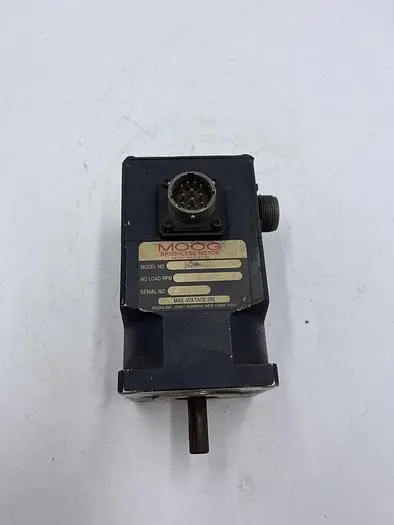 Used MOOG MOOG BRUSHLESS MOTOR 303-030A Motors (misc) | ND Industrial Surplus #1214845