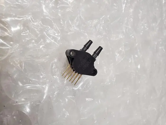 Freescale MPX5100DP Pressure Sensor