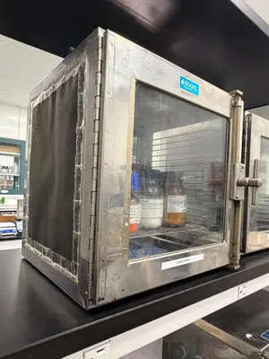 Used _UNKNOWN_ _UNKNOWN_ Furniture (Laboratory) Rhode Island US | Federal Equipment Company #1347695