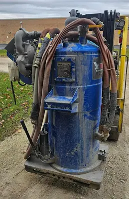 USED 2010 OMAX MAXIEM 2030
