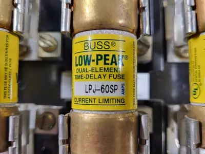 Fuse Block Holder with 60 Amp Fuse LPJ60SP