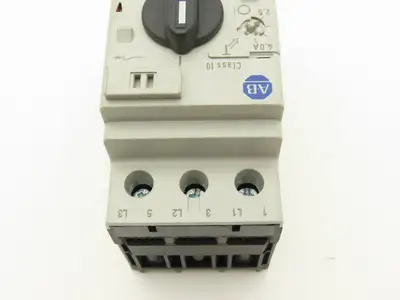 Allen Bradley 140M-C2E-B40 Circuit Breaker Motor Protection 2.5-4A Lot of 4