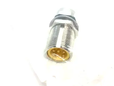 New | in-Stock Mencom Through Mount Receptacle, 5 Pole, Male/Female Straight Disconnects Michigan US | Maverick Industrial Sales #1391605