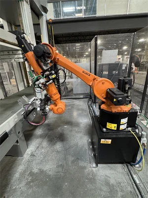 Used 2019 KUKA KR-16-R1610 Robotics California US | MachineryMax #1474684